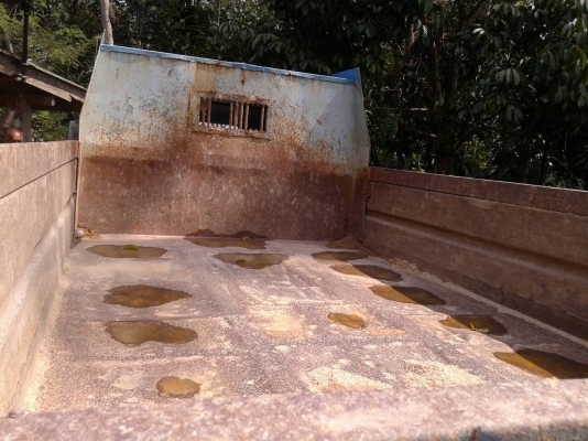 รถอีซูซุ 6 ล้อดั้ม NPR  120 แรงม้า. ปี 39  ( ฝาขาว. )    สนใจติดต่อ  081 - 6079515