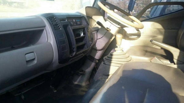 รถอีซูซุ 6 ล้อดั้ม NPR  120 แรงม้า. ปี 39  ( ฝาขาว. )    สนใจติดต่อ  081 - 6079515