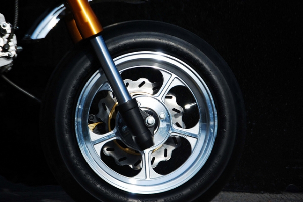 มังกี้ กอลิล่า ลดราคา อะไหล่ 40 \%  มีเดิม กับ แบบ แต่ง RS 00 01 ราคา เบาๆ โดน ใจ