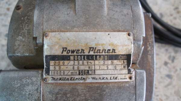 กบไฟฟ้า MAKITA Power Planer 1600