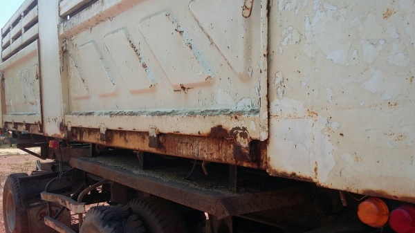 ขายหางพ่วง สามมิต  3  เพลา. ปี 49 - 50  ( มีขาย 3 หาง. ) / หาง สามมิต 2 เพลา. ปี 49. ( 1 หาง. )     สนใจติดต่อ  081 - 6079515