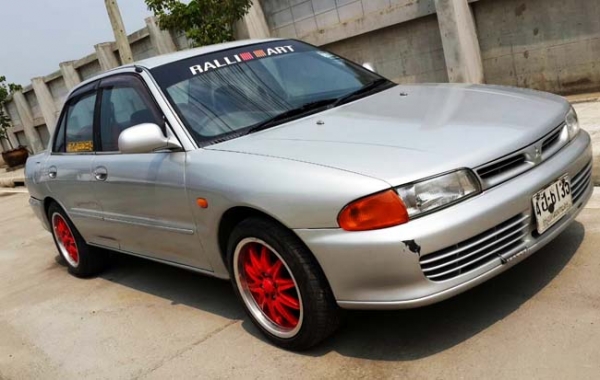 e-car ตัวประกอบนอก cb4 เครื่อง 1600 เกียร์ออโต้ ไม่ติดแก๊ส เครื่องดีไม่เยิ้ม เกียร์ดีไม่กระตุก ช่วงล่างเงียบ ภายในเบาะหนังแดง เบาะหลังพับได้ ลายไม้ ไมล์ขาว กระจกไฟฟ้า 4 บานใช้ได้หมด ปรับข้างไฟฟ้า เซ็นทรัลล็อค ล้อแม็กซ์สีจี๊ดๆ ขอบ 16 เอกสารพร้อมโอน  ราคา 5