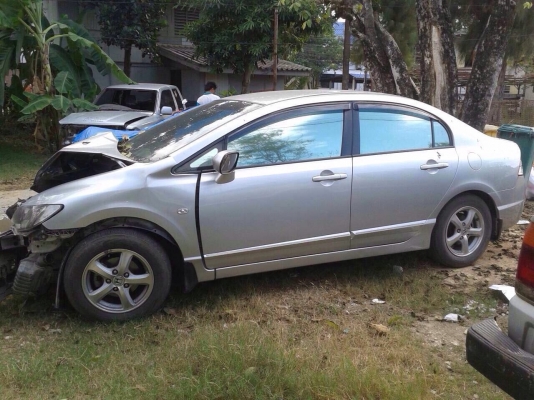 ฮอนด้านิวส์ซีวิค เครื่อง1800 ปี09 โอนลอยบุคล สีเทา หรือเเยกเป็นอะไหลทุกอย่าง ฮอนด้านิวส์ซีวิค เครื่อง1800 ปี09 โอนลอยบุคล สีเทา หรือเเยกเป็นอะไหลทุกอย่าง