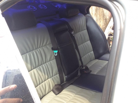 ขายครับ bmw e36 325i. 2.5. เครื่องเดิมแน่นๆสตาจทีเดียวติด แกสหัวฉีด ขาดชุดไฟใช้ได้เลย น้ำมันใช้ได้ สีสวยเก็บไม่กี่ชิ้น แม็กสวย ภายในสะอาด เบาะหนัง ชุดแต่งครบๆฝากระโปรงไฟเบอ พร้อมใช้วิ่งไกลสบาย แอรโคตรหนาว. ราคาแค่. 119000 ครับ 085-359-4089. 082-4945768 กอ ขายครับ bmw e36 325i. 2.5. เครื่องเดิมแน่นๆสตาจทีเดียวติด แกสหัวฉีด ขาดชุดไฟใช้ได้เลย น้ำมันใช้ได้ สีสวยเก็บไม่กี่ชิ้น แม็กสวย ภายในสะอาด เบาะหนัง ชุดแต่งครบๆฝากระโปรงไฟเบอ พร้อมใช้วิ่งไกลสบาย แอรโคตรหนาว. ราคาแค่. 119000 ครับ 085-359-4089. 082-4945768 กอ