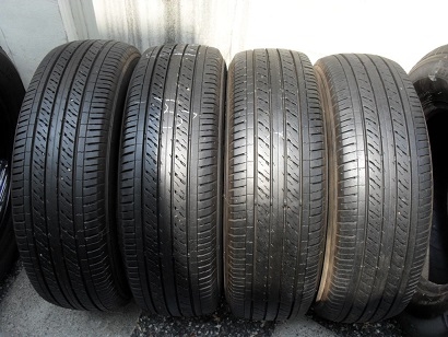 ขายยาง DUNLOP SP LT37 ปี13(1ชุด) 215-65-16 ราคา 3,800 ขายยาง DUNLOP SP LT37 ปี13(1ชุด) 215-65-16 ราคา 3,800