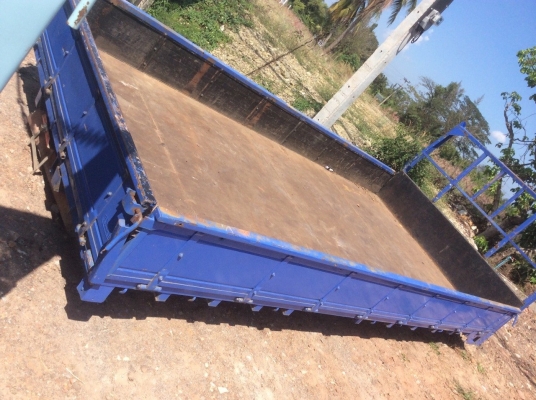 กะบะ6ล้อ NPR สภาพสวย พื้นปูเหล็ก ยาว 4.3 ม. คานดี พื้นดี ไม้ไม่ผุ ขาย 38,000 บาท (ศุภากร 081-4252943)