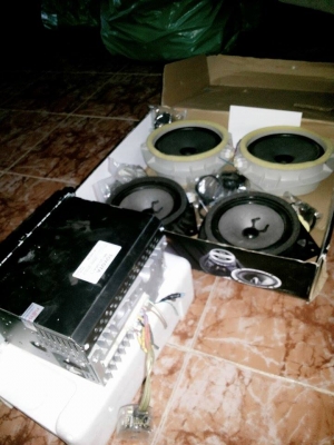 วิทยุเดิมวีโก้  พร้อมลำโพง 4 ตัว