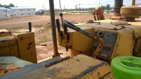 ขายรถแทรคเตอร์ KOMATSU D45-A รถใช้งานอยู่ทุกวัน เครื่องดี ปั้มดี ราคาต่อรองได้ครับ ขายรถแทรคเตอร์ KOMATSU D45-A รถใช้งานอยู่ทุกวัน เครื่องดี ปั้มดี ราคาต่อรองได้ครับ