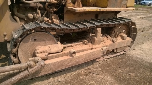 ขายรถแทรคเตอร์ KOMATSU D45-A รถใช้งานอยู่ทุกวัน เครื่องดี ปั้มดี ราคาต่อรองได้ครับ ขายรถแทรคเตอร์ KOMATSU D45-A รถใช้งานอยู่ทุกวัน เครื่องดี ปั้มดี ราคาต่อรองได้ครับ