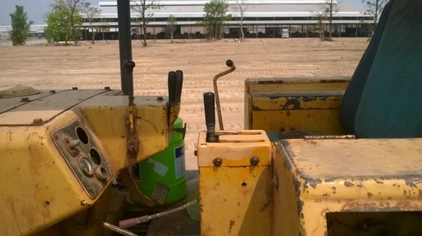 ขายรถแทรคเตอร์ KOMATSU D45-A รถใช้งานอยู่ทุกวัน เครื่องดี ปั้มดี ราคาต่อรองได้ครับ ขายรถแทรคเตอร์ KOMATSU D45-A รถใช้งานอยู่ทุกวัน เครื่องดี ปั้มดี ราคาต่อรองได้ครับ