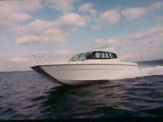 ขายเรือเปล่า(ไม่มีเครื่อง) NISSAN 23 ฟุต