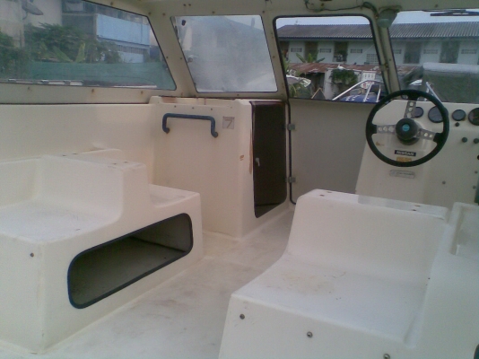 ขายเรือเปล่า(ไม่มีเครื่อง) NISSAN 23 ฟุต