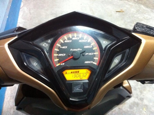 ขออนุญาติขาย Honda Click-i 125 Combi Brake ตัว Top ล้อแม็กแท้ วิ่งน้อย 1x,xxx KM