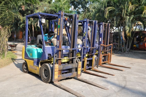 ขายFORKLIFT KOMATSU FG15-20 (1.5ตัน)สวยเดิมจากญี่ปุ่น ยังไม่เคยใช้ในไทย 135,000เท่านั้น!!