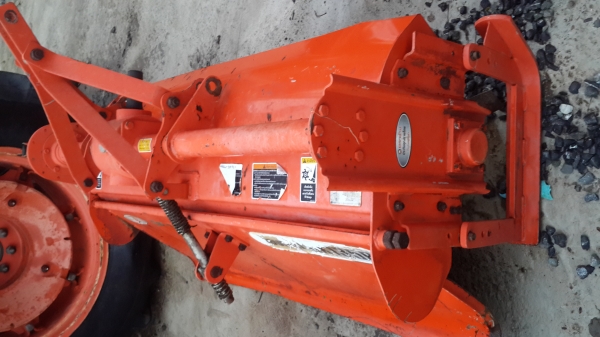 ขาย โล ตราช้าง 135 ม .   18500  -