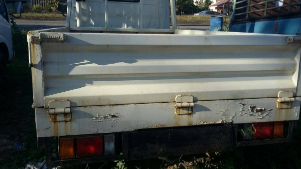 รถฮีโน่ 4 ล้อ 100 แรงม้า. ปี 47 - 48  ( มีขาย 2 คัน. )  ,  ( ขาย หัว / คัชซี. )   สนใจติดต่อ  081 - 6079515