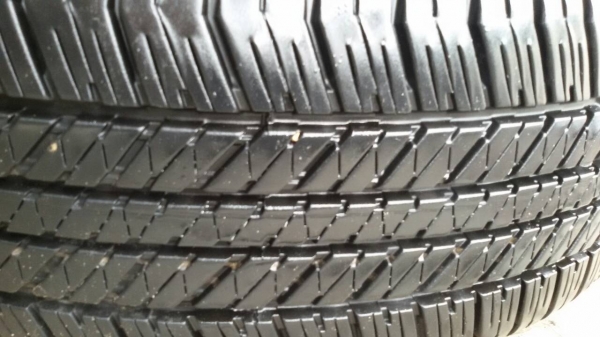 ยาง bridgestone 265 65 17 ชุดล่ะ 6500