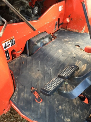 ขายจ้าคูโบต้าL4508DI พร้อมดันหน้า สภาพรถเดิมๆคับ ราคาเบาๆ270000 ขายจ้าคูโบต้าL4508DI พร้อมดันหน้า สภาพรถเดิมๆคับ ราคาเบาๆ270000