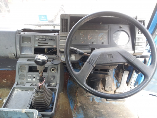 ISUZU 10ล้อหัวลาก2เพลาเกียร์ฟูลเลอร์เดิมๆพร้อมใช้พร้อมโอน