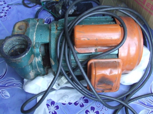 ขายมอเตอร์ปั๊มนํ้าสภาพดีครับ เดิมเสียงไม่ดัง วิ่งนิ่มๆ2นิ้ว2แรง ขายมอเตอร์ปั๊มนํ้าสภาพดีครับ เดิมเสียงไม่ดัง วิ่งนิ่มๆ2นิ้ว2แรง