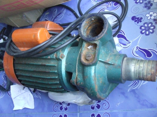ขายมอเตอร์ปั๊มนํ้าสภาพดีครับ เดิมเสียงไม่ดัง วิ่งนิ่มๆ2นิ้ว2แรง