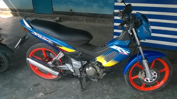 ขาย Honda Sonic 125 ปี44 สภาพเดิมพร้อมเล่ม ขาย Honda Sonic 125 ปี44 สภาพเดิมพร้อมเล่ม