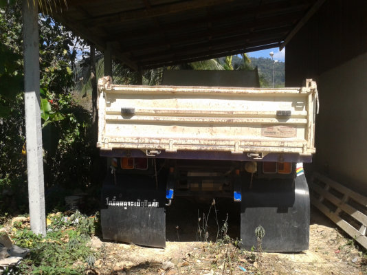 ขายรถบรรทุก6ล้อดั้ม