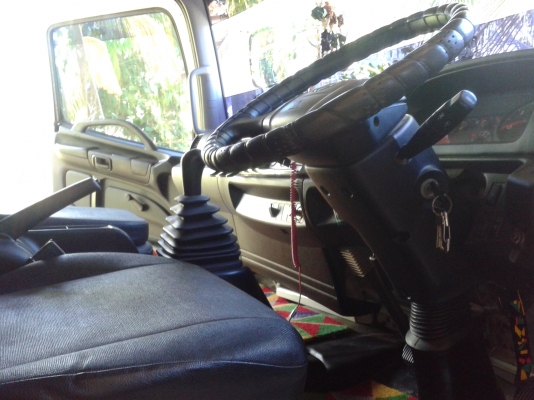 ขายรถบรรทุก6ล้อดั้ม