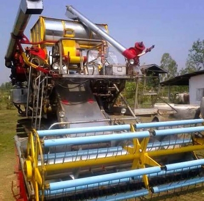 **380,000 บ.ต่อรอง///รถเกี่ยวข้าว ไอ้หนุ่มไฟไว-195** ขาย เกษตรพัฒนา รถเกี่ยวข้าวแบบอุ้ม "ไอ้หนุ่มไวไฟ" อุ้ม2.5ตัน เครื่องยนต์ HINO HO7D-195แรง ไม่โบ เครื่องวางด้านบน(ตามรูป) ปั้มแฝดอีตั้น เบอร์22 มอร์ตอร์ไดกิ้นเบอร์22 ช่วงล่างใหญ่ ตัวเดินแทร็กเต **380,000 บ.ต่อรอง///รถเกี่ยวข้าว ไอ้หนุ่มไฟไว-195** ขาย เกษตรพัฒนา รถเกี่ยวข้าวแบบอุ้ม "ไอ้หนุ่มไวไฟ" อุ้ม2.5ตัน เครื่องยนต์ HINO HO7D-195แรง ไม่โบ เครื่องวางด้านบน(ตามรูป) ปั้มแฝดอีตั้น เบอร์22 มอร์ตอร์ไดกิ้นเบอร์22 ช่วงล่างใหญ่ ตัวเดินแทร็กเต