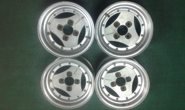 ขายล้อRetroซิ่งญี่ปุ่นขอบ13ของADVAN3ก้านหมุดรอบ4รู114.3