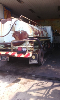 รถบรรทุกน้ำ อีซูซุ ร็อค195แรงนางฟ้า แอร์ พ.เพาเวอร์ ทิ๊ฟฟี สภาพดีอุปกรณ์ครบ พร้อมใช้งาน เอกสาร ทะเบียนพ้อมโอน