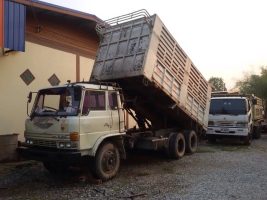 ขายรถบรรทุกสิบล้อดัมพ์ HINO F18 เครื่อง HO7C-185 แรง 1 เพลา กระบะดัมพ์