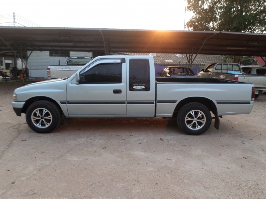 ขายISUZU - TFR มังกรทอง - SPACE CAB SLX 2.5 ปลายปี1995/38...พวงมาลัยพาเวอร์โรงงานหน้าหนูแท้ตัวท็อปกระจกไฟฟ้า....รถบ้านแท้รถสภาพเดิมๆทั้งคันคานเดิมเครื่องเดิมแน่นๆแรงดีไม่ไอไม่จามเครื่องนิ่งมากครับ ประหยัดน้ำมันสุดๆ ครัชชีเดิมสวยไม่มีผุช่วงล่างแน่นปึกรถบาง