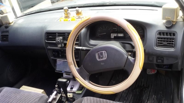 รถบ้านเดิมๆปี 98 สภาพดีมาก สีเดิมๆทุกอย่าง ใช้มือเดียว จอดในร่ม เครื่องช่วงล่างแน่น แอร์เย็น พวงมาลัยเพาเวอร์ ไฟฟ้าทั้งคันกระจกข้างปรับไฟฟ้าไล่ฝ่าหลัง ติดแก๊สปีกว่า ยังไม่ลงเล่ม รถบ้านเดิมๆปี 98 สภาพดีมาก สีเดิมๆทุกอย่าง ใช้มือเดียว จอดในร่ม เครื่องช่วงล่างแน่น แอร์เย็น พวงมาลัยเพาเวอร์ ไฟฟ้าทั้งคันกระจกข้างปรับไฟฟ้าไล่ฝ่าหลัง ติดแก๊สปีกว่า ยังไม่ลงเล่ม