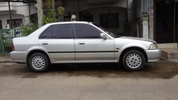 รถบ้านเดิมๆปี 98 สภาพดีมาก สีเดิมๆทุกอย่าง ใช้มือเดียว จอดในร่ม เครื่องช่วงล่างแน่น แอร์เย็น พวงมาลัยเพาเวอร์ ไฟฟ้าทั้งคันกระจกข้างปรับไฟฟ้าไล่ฝ่าหลัง ติดแก๊สปีกว่า ยังไม่ลงเล่ม รถบ้านเดิมๆปี 98 สภาพดีมาก สีเดิมๆทุกอย่าง ใช้มือเดียว จอดในร่ม เครื่องช่วงล่างแน่น แอร์เย็น พวงมาลัยเพาเวอร์ ไฟฟ้าทั้งคันกระจกข้างปรับไฟฟ้าไล่ฝ่าหลัง ติดแก๊สปีกว่า ยังไม่ลงเล่ม