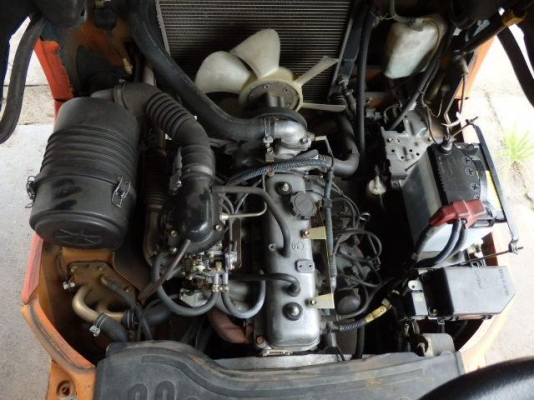 ขายรถโฟล์คลิฟท์ TOYOTA รุ่น 02-7FGK25 ใช้งานเพียง 111 ชม. สภาพเหมือนใหม่ ราคา 195,000 บาท นำเข้าจากประเทศญี่ปุ่น 100\% ไม่เคยใช้งานในประเทศไทย