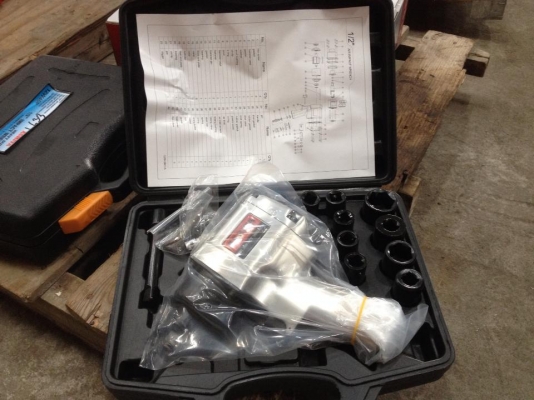 *สินค้าใหม่แกะกล่อง* บล็อคลม ASHITA ขนาด 6 หุน (3/4") ราคาเพียง 10,500 บาท สนใจรีบติดต่อ 0819337688