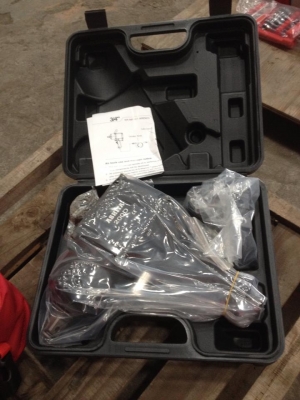 *สินค้าใหม่แกะกล่อง* บล็อคลม ASHITA ขนาด 6 หุน (3/4") ราคาเพียง 10,500 บาท สนใจรีบติดต่อ 0819337688 *สินค้าใหม่แกะกล่อง* บล็อคลม ASHITA ขนาด 6 หุน (3/4") ราคาเพียง 10,500 บาท สนใจรีบติดต่อ 0819337688