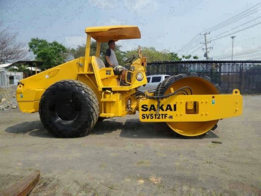 ขายรถบด SAKAI SV512TF-H เอกสารเล่มทะเบียน มี 2 เปลือก ราคา 1500000