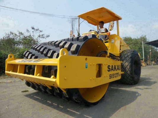 ขายรถบด SAKAI SV512TF-H เอกสารเล่มทะเบียน มี 2 เปลือก ราคา 1500000