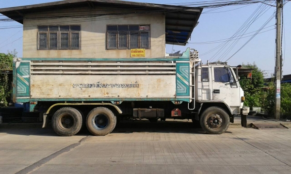ขายรถบรรทุก ขายรถบรรทุก