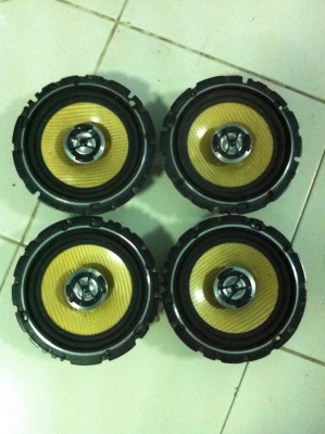 ลำโพง 6 นิ้วแกนร่วม 2 ทาง Carizzoria TS-J1600A - 1000 บาท