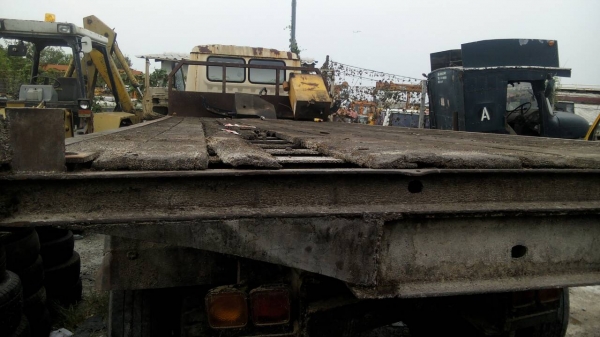 ขายซากรถ10ล้อ1เพลาพื้นเรียบกระบะยกดั๊มได้