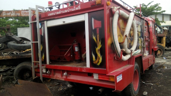 ขายรถ6ล้อดับเพลิงสภาพดีพร้อมใช้งาน
