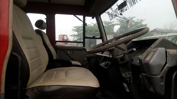 ขายรถ6ล้อดับเพลิงสภาพดีพร้อมใช้งาน