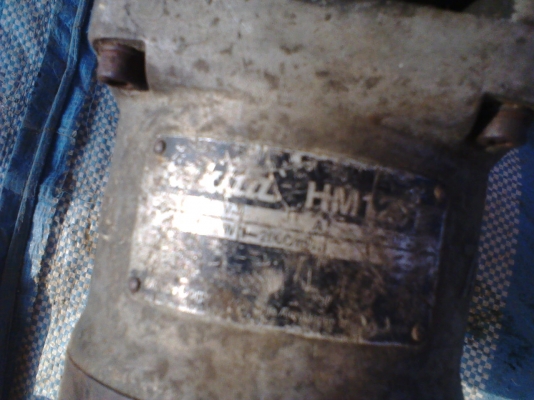 เครื่องสกัดคอนกรีตมากีตาเสื้ออะลูมิเนียมพร้อมดอก เครื่องสกัดคอนกรีตมากีตาเสื้ออะลูมิเนียมพร้อมดอก