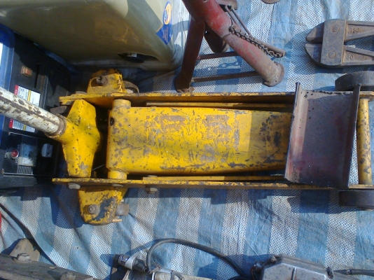 แม่แรงตะเข้ 3 ตัน แม่แรงตะเข้ 3 ตัน