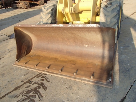 ขายรถตัก Komatsu WA100-1 ขายรถตัก Komatsu WA100-1