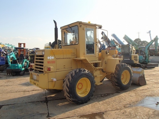 ขายรถตัก Komatsu WA100-1 ขายรถตัก Komatsu WA100-1