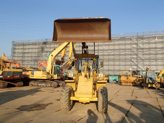 ขายรถตัก Komatsu WA100-1 ขายรถตัก Komatsu WA100-1